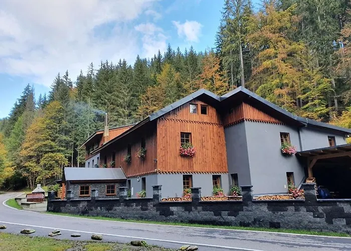 Kamenny Mlyn Strážné